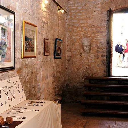 Heart Of Lola * Zadar